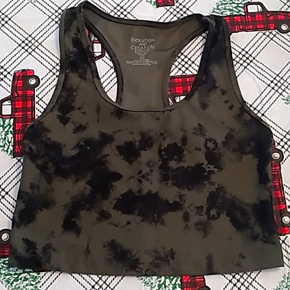Sports crop top